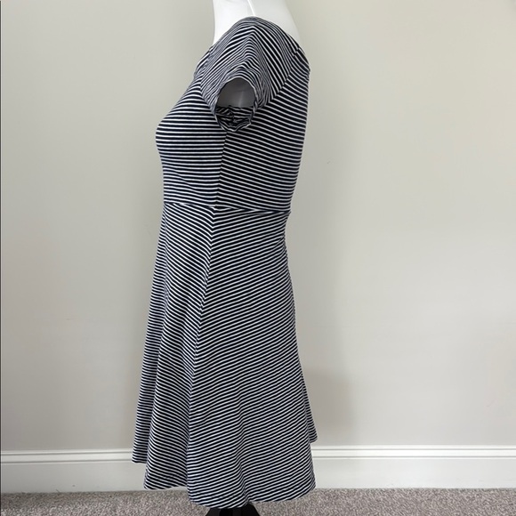 Old Navy Blue and White Off-Shoulder Fit and Flare Mini Dress Sz XS - Picture 3 of 5